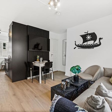 Homerentals Apartments - Behind Bryggen & Historic Cobblestone Streets - 2 Floor Renovated From February 2025 ベルゲン エクステリア 写真
