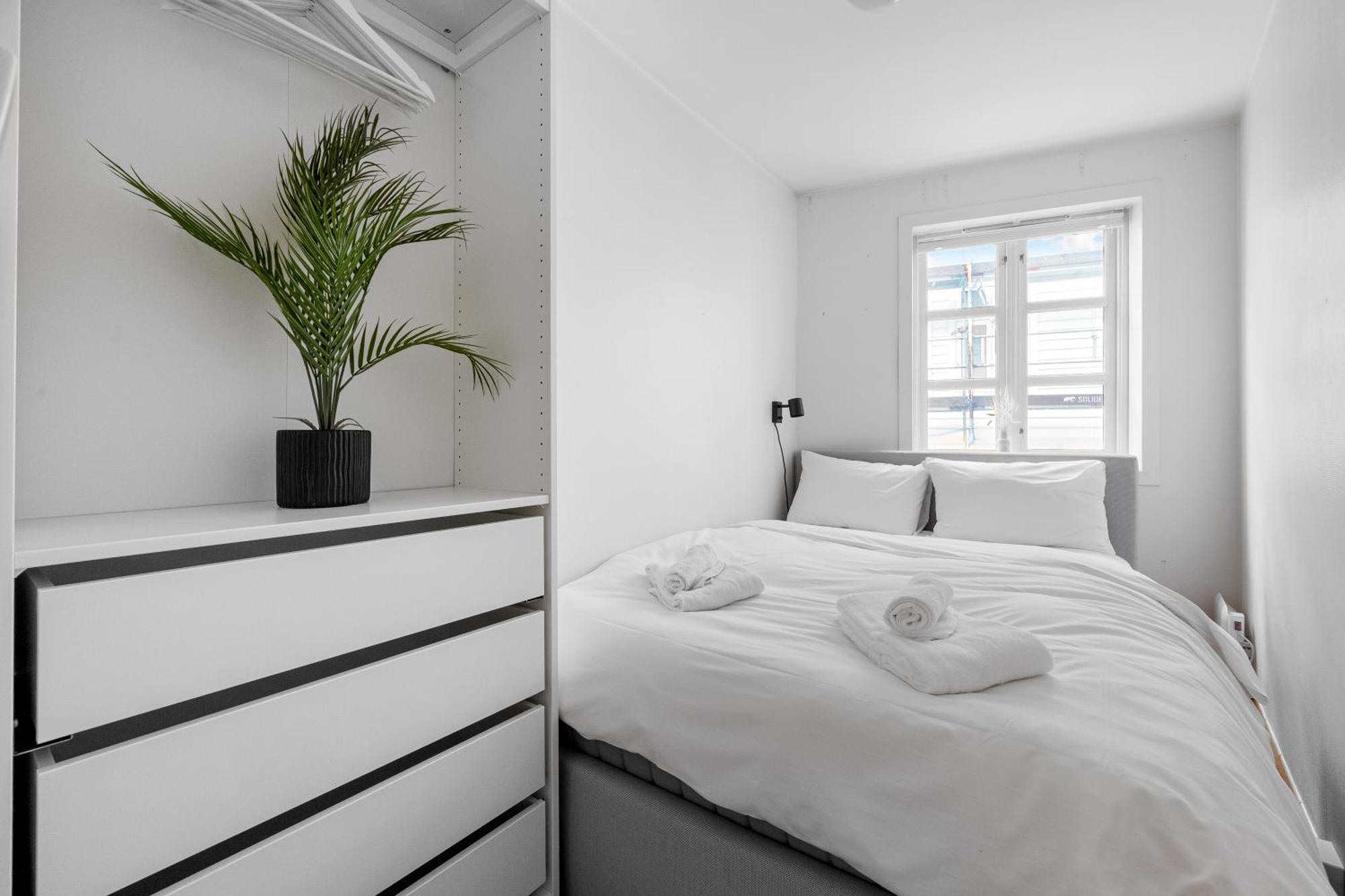 Homerentals Apartments - Behind Bryggen & Historic Cobblestone Streets - 2 Floor Renovated From February 2025 ベルゲン エクステリア 写真